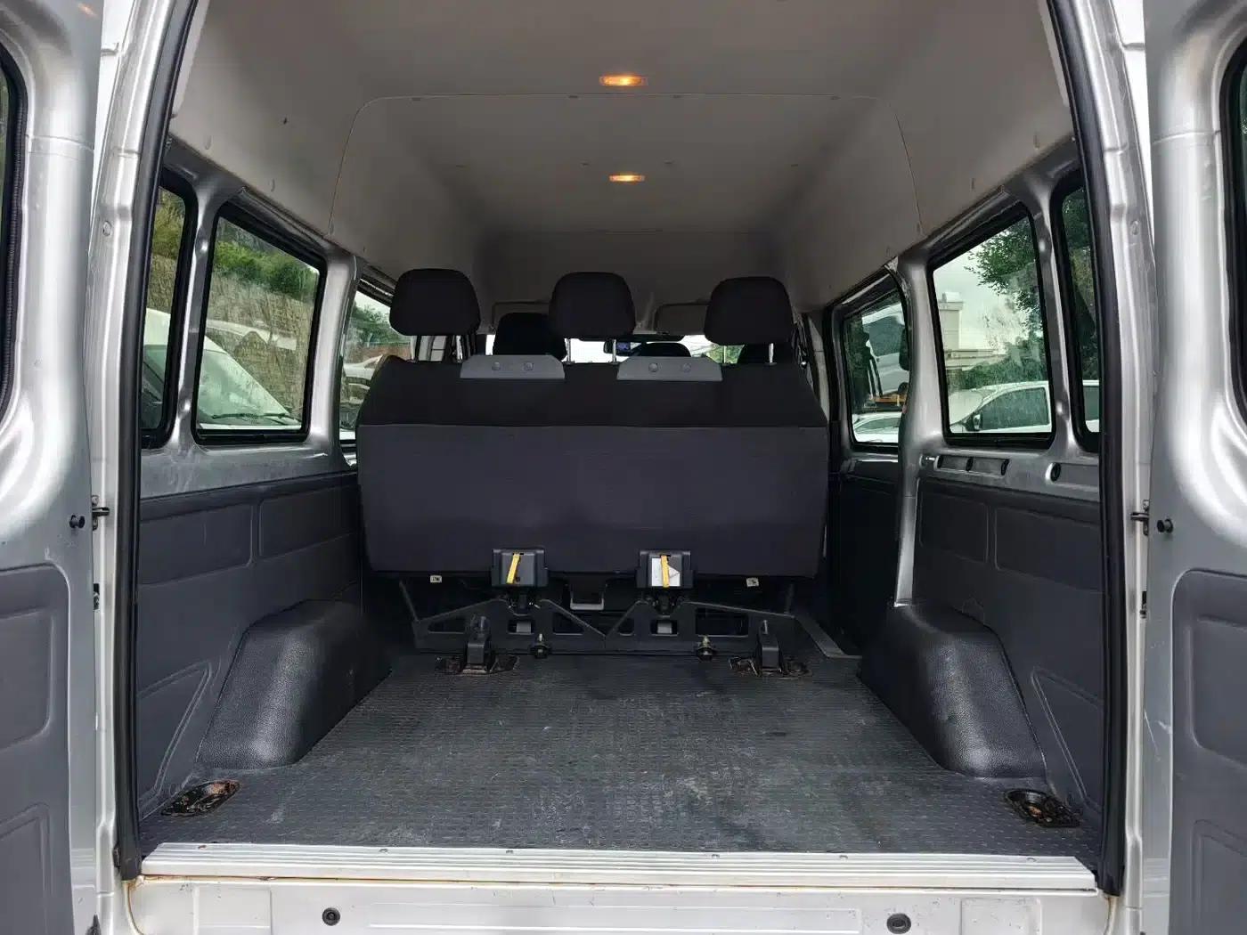 New Generation Ford Transit 2019 Model 2.2T Multi-functional Short Wheelbase Mid-roof 6-Seater (China VI Emission Standard) — миниатюра 6