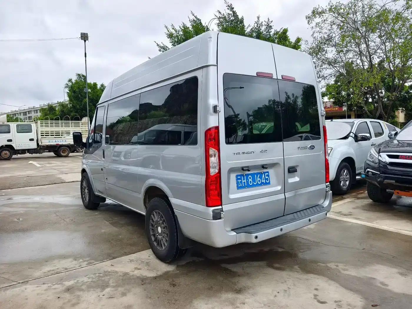 New Generation Ford Transit 2019 Model 2.2T Multi-functional Short Wheelbase Mid-roof 6-Seater (China VI Emission Standard) — миниатюра 7