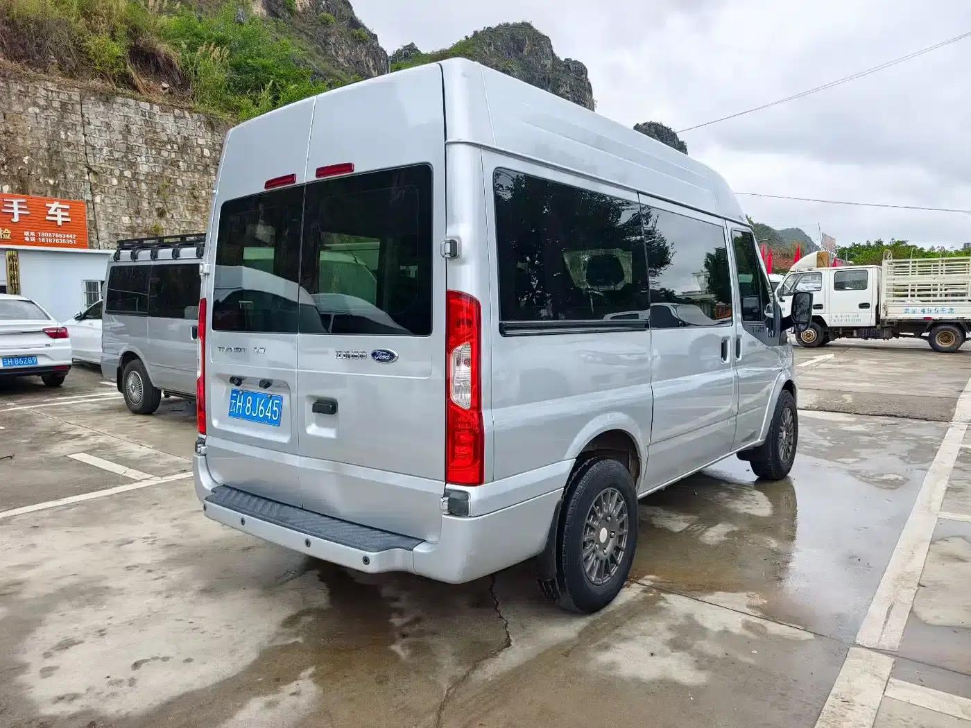 New Generation Ford Transit 2019 Model 2.2T Multi-functional Short Wheelbase Mid-roof 6-Seater (China VI Emission Standard) — миниатюра 9