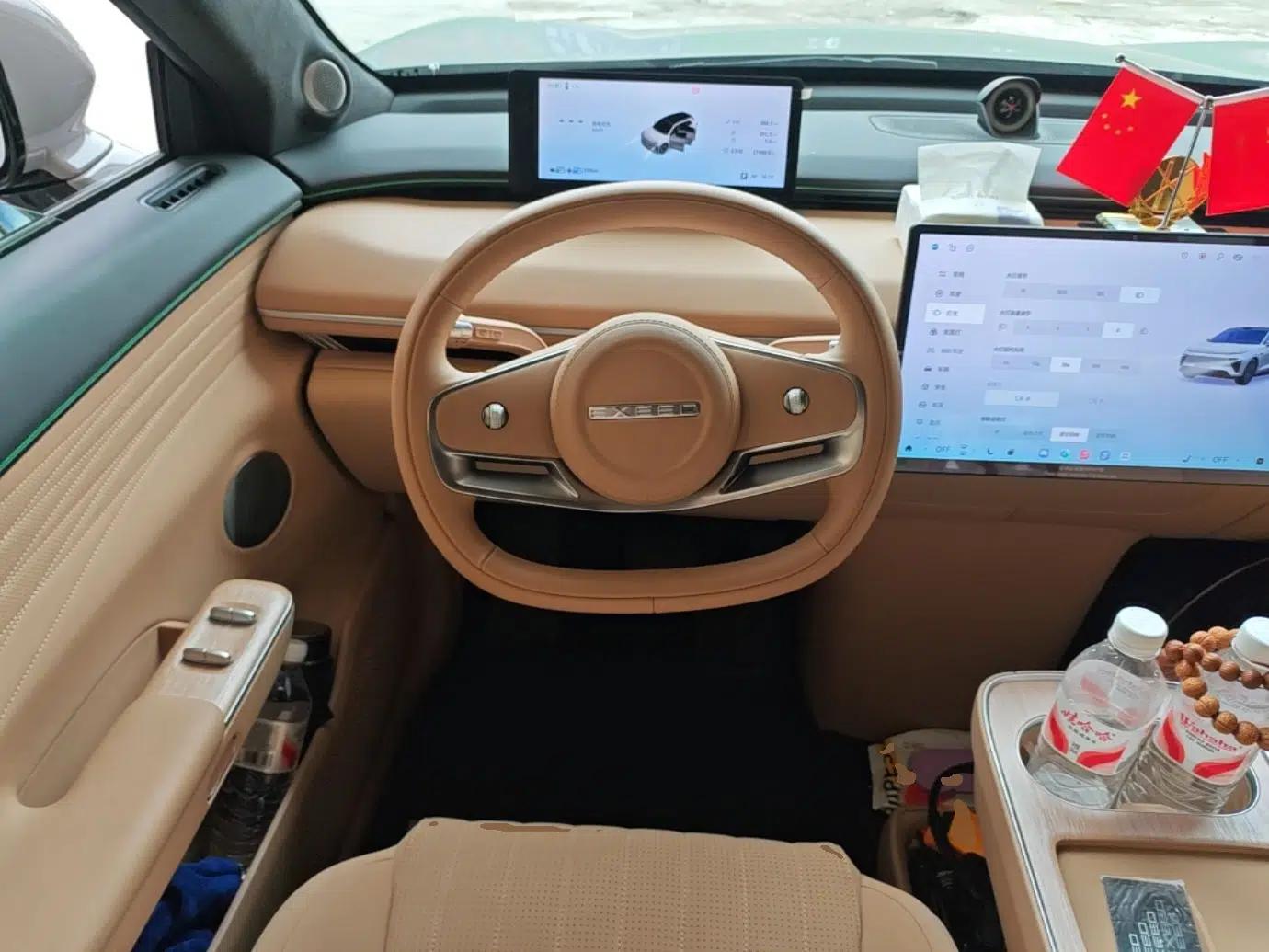 EXEED Star Era ET 2024 Extended-Range 240 Ultra All-Wheel Drive — миниатюра 14