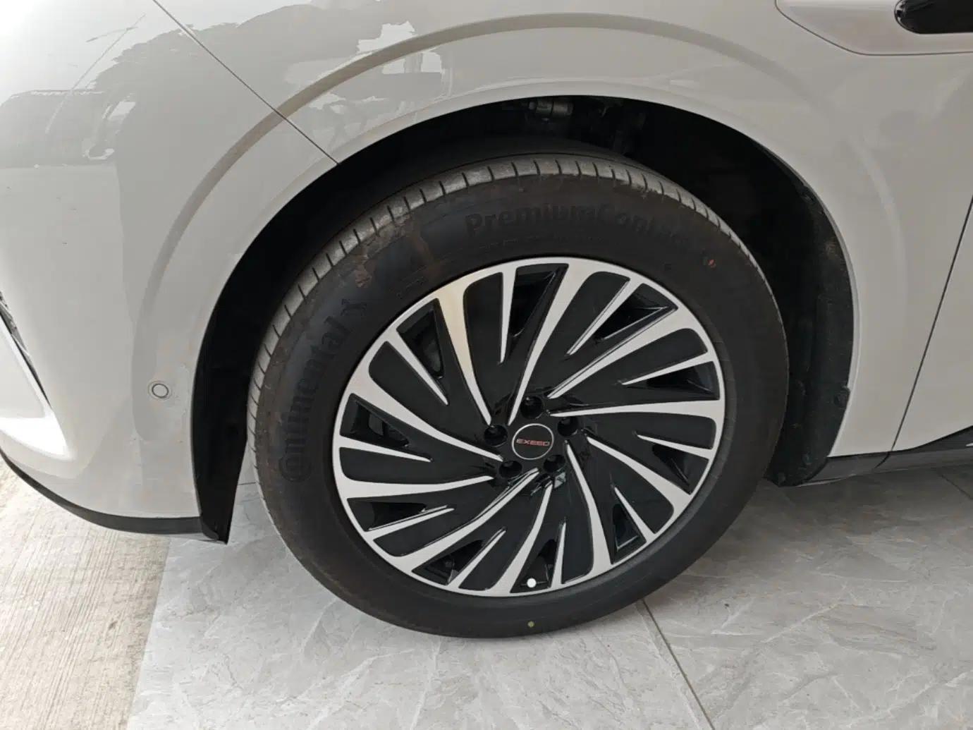 EXEED Star Era ET 2024 Extended-Range 240 Ultra All-Wheel Drive — миниатюра 8