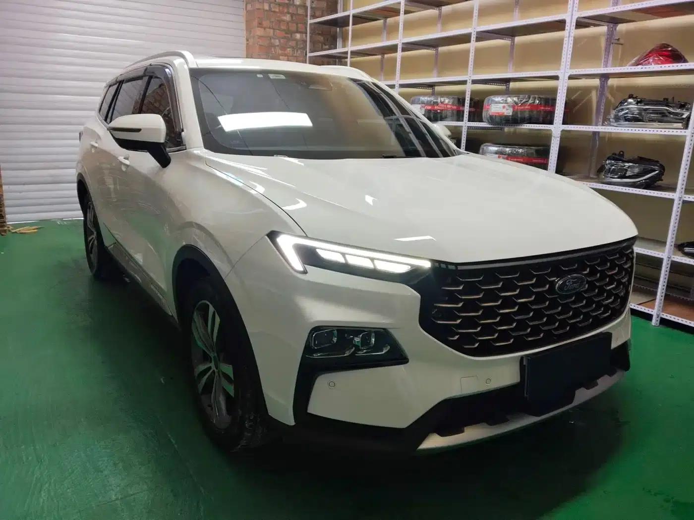 2022 EcoBoost 170 Premium Model — миниатюра 3