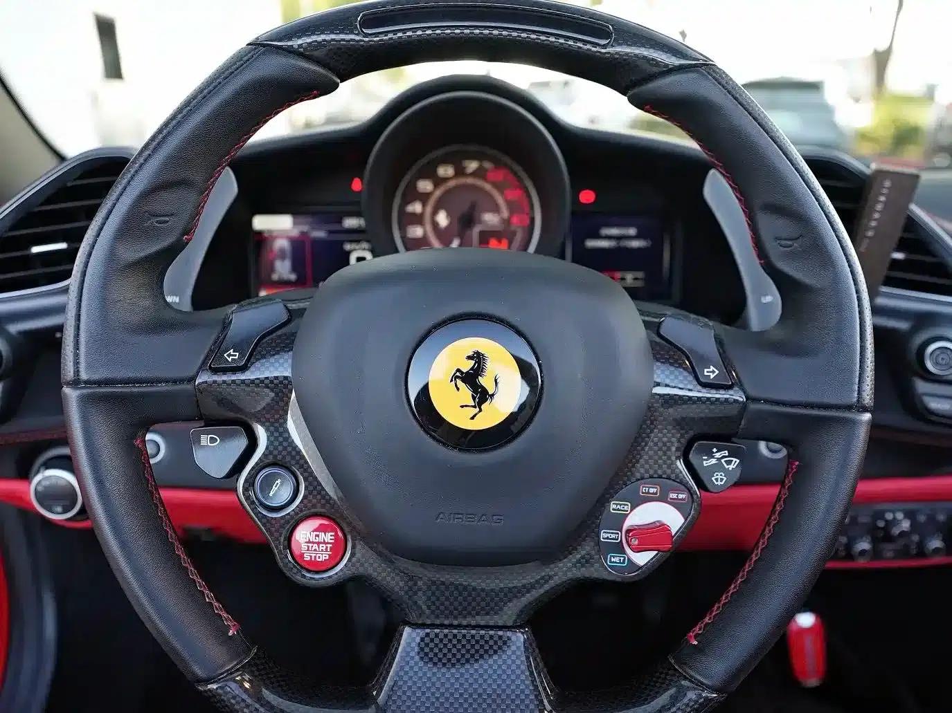 2015 Ferrari 488 Spider — миниатюра 17
