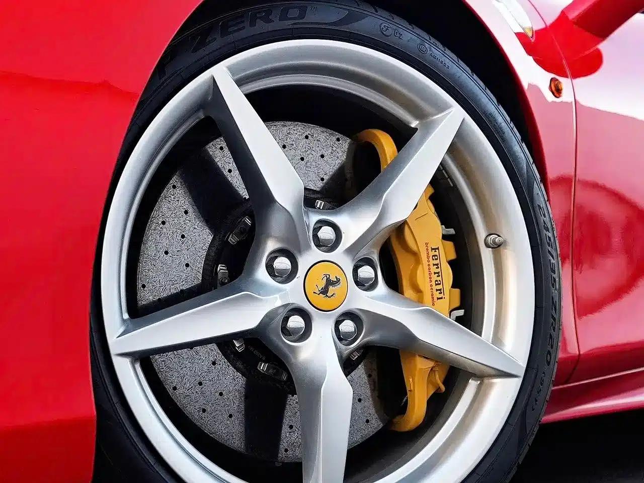2015 Ferrari 488 Spider — миниатюра 5