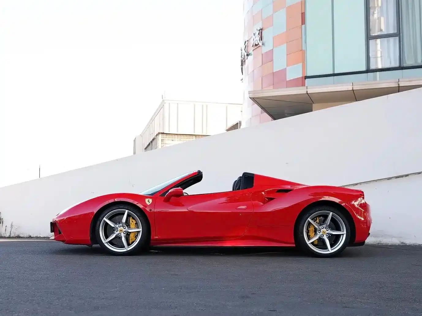 2015 Ferrari 488 Spider — миниатюра 7