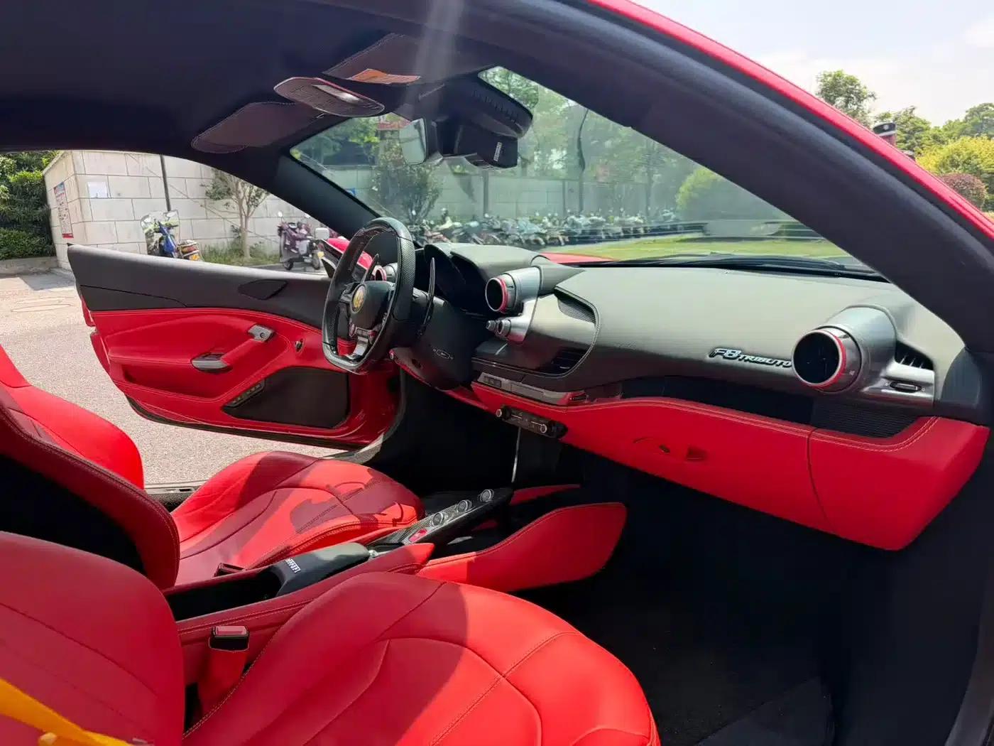 Ferrari F8 2019 Tributo 3.9T V8 — миниатюра 7