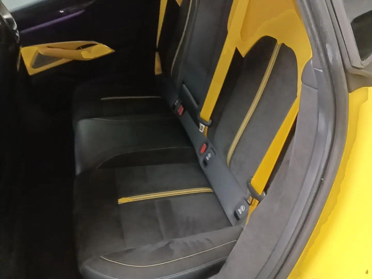 Xiaomi Auto SU7 Ultra 2025 Ultra Model — миниатюра 19