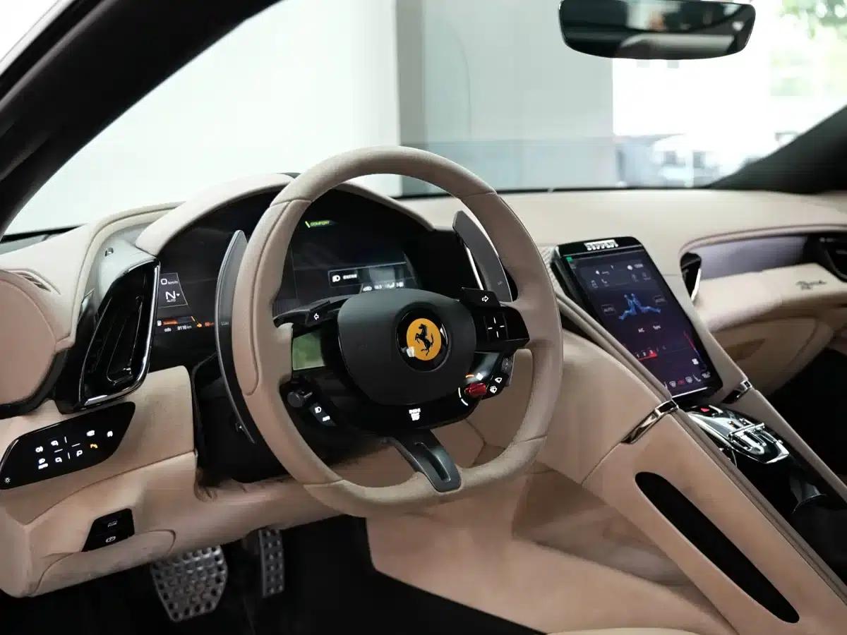 Roma 2020 3.9T V8 — миниатюра 15