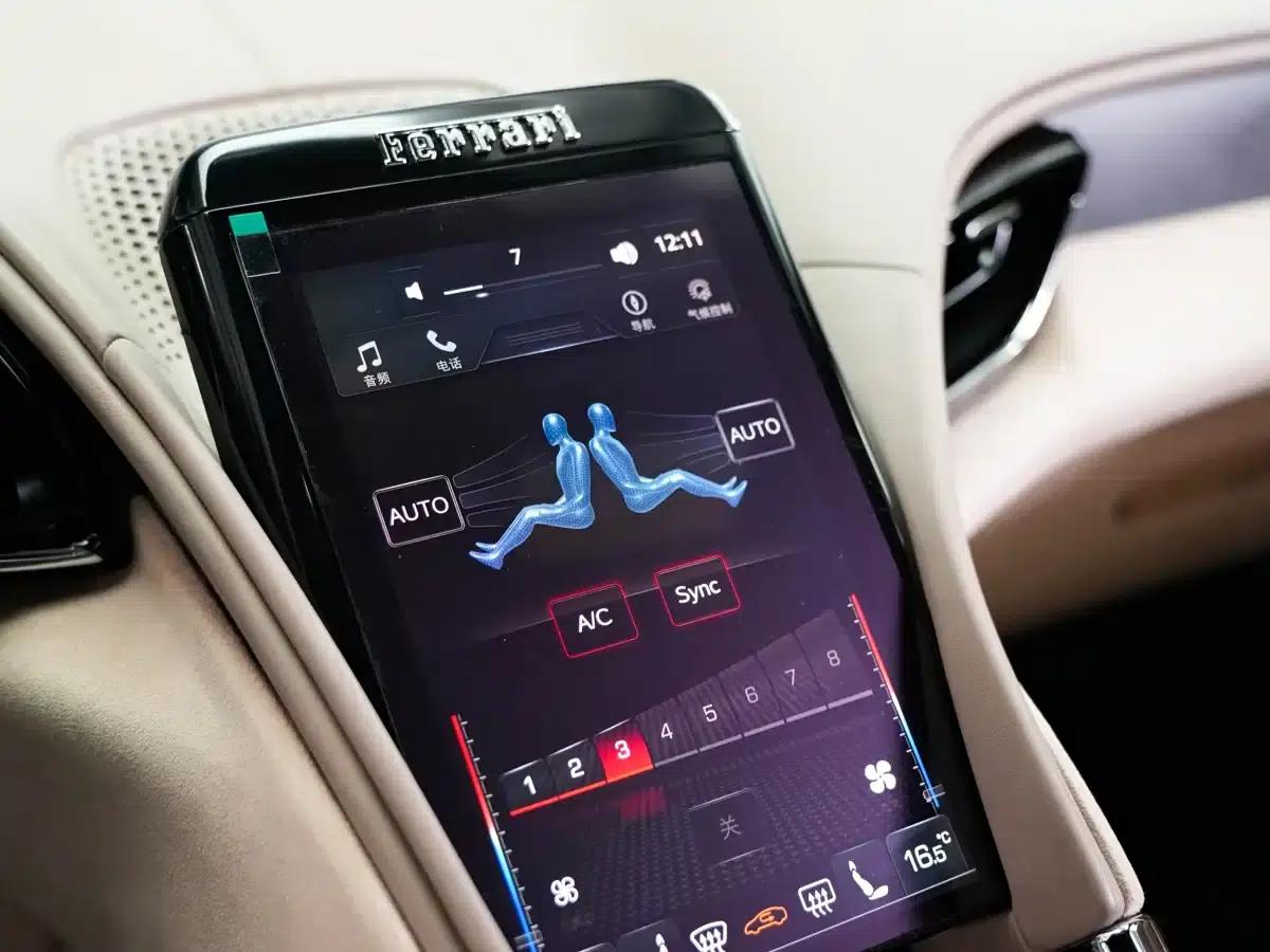 Roma 2020 3.9T V8 — миниатюра 22