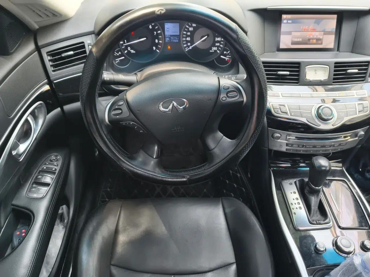 Infiniti Q70 2017 Q70L 2.5L Elite Edition — миниатюра 11