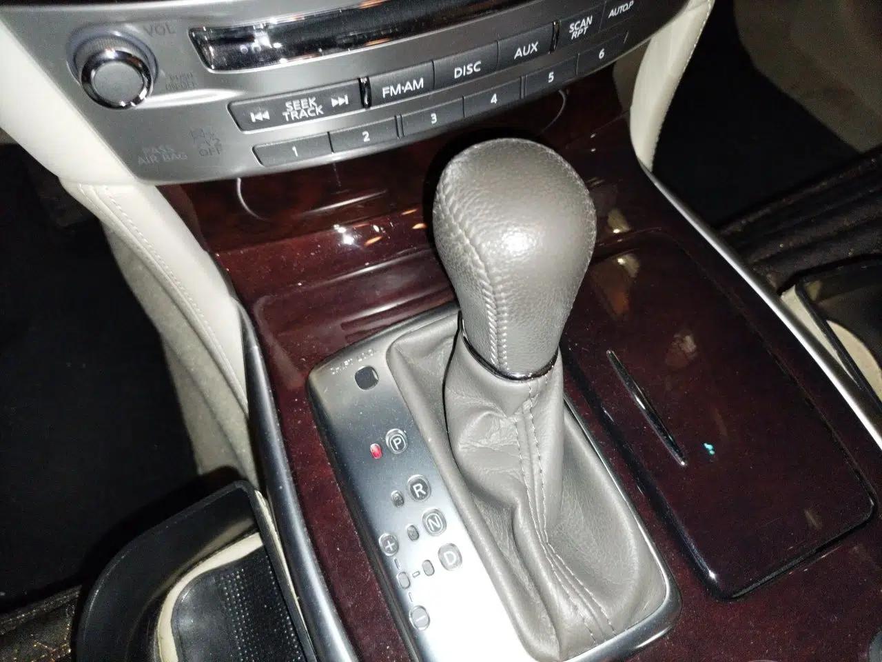 Infiniti Q70 2017 Q70L 2.5L Enjoyment Edition — миниатюра 15