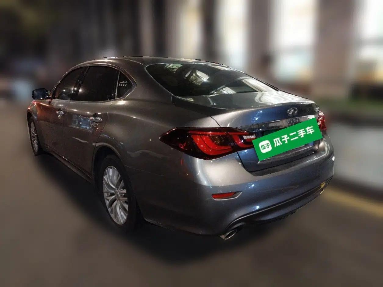 Infiniti Q70 2017 Q70L 2.5L Enjoyment Edition — миниатюра 4