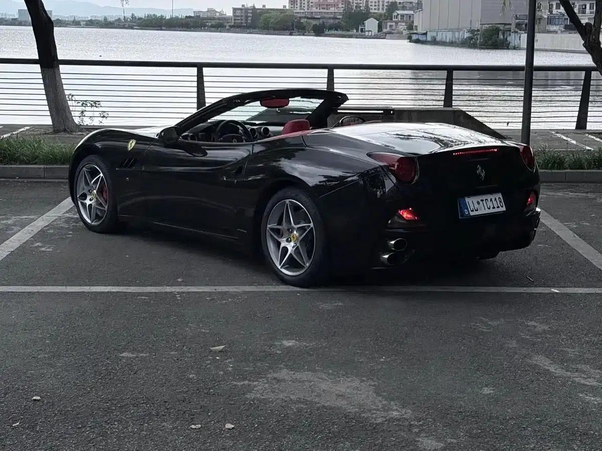 California T 2009 4.3L Standard Model — миниатюра 16
