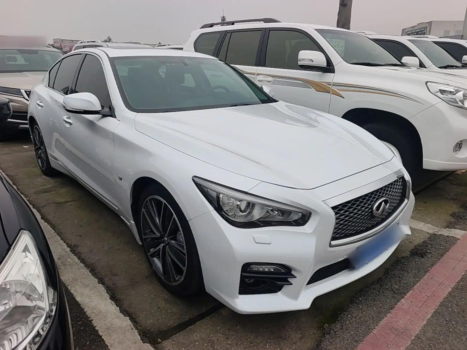Infiniti Q50 2014 3.7L Luxury Sport Edition — миниатюра 6