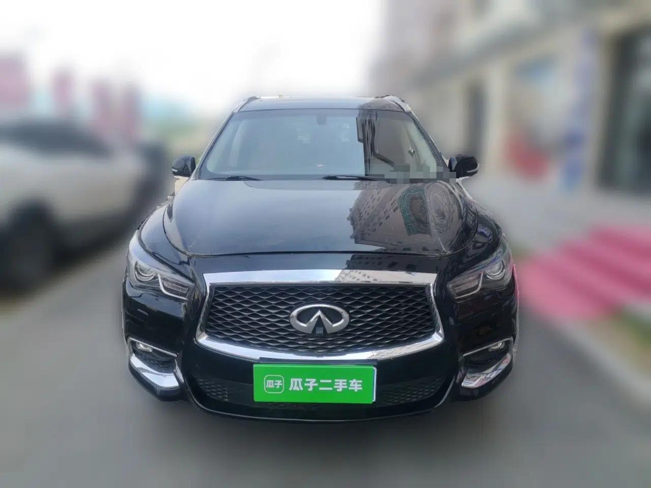 Infiniti QX60 2018 2.5 S/C Hybrid Two-Wheel-Drive Champion Family Edition — миниатюра 2