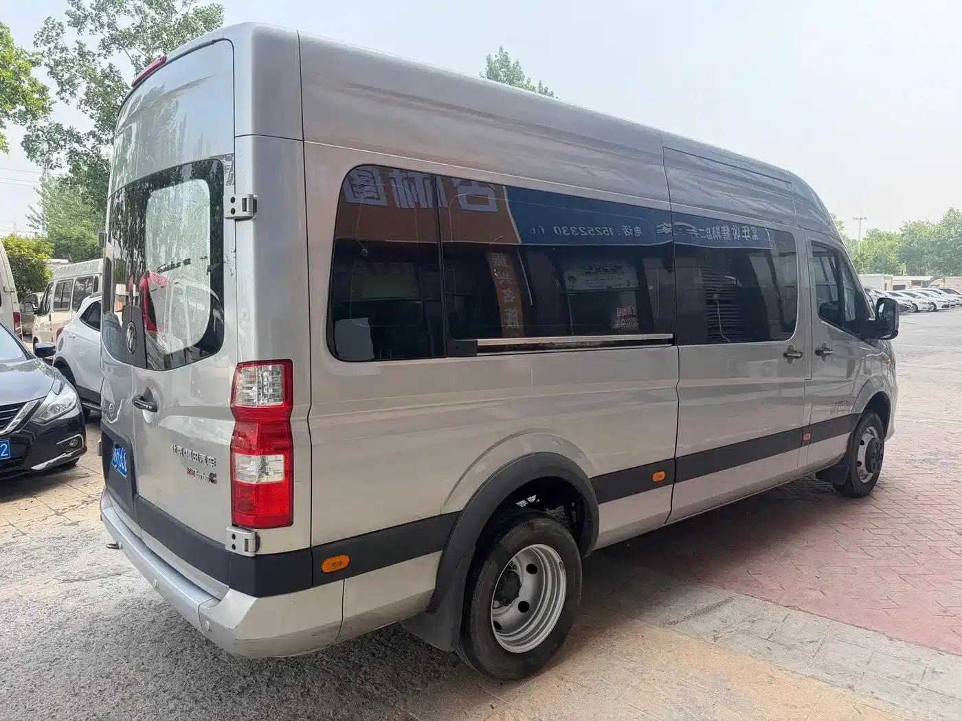 2023 Tuano, Cummins 2.8T manual transmission, multi-functional, long wheelbase, mid-roof, dual rear tires, 7/9 seats. — миниатюра 7