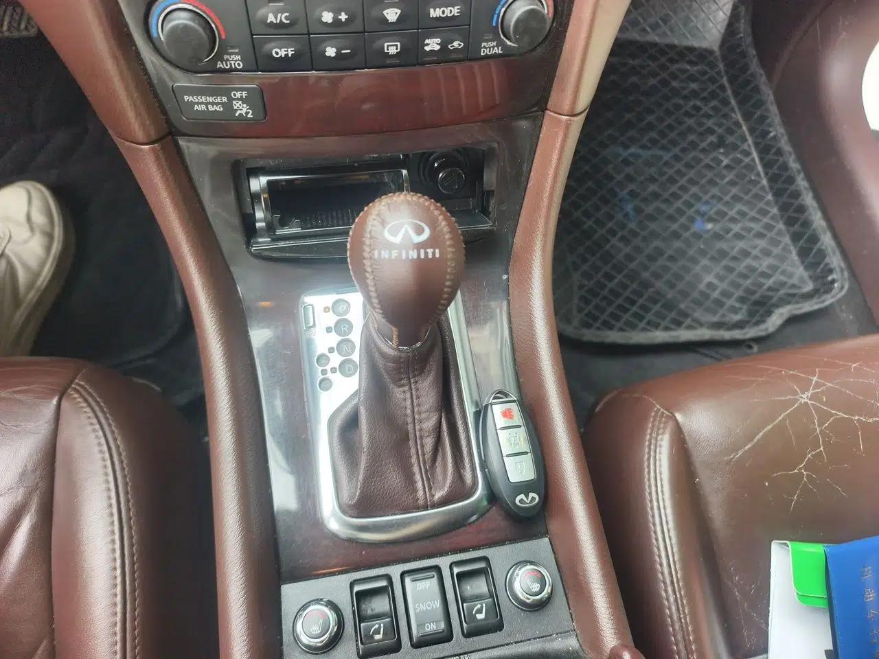 Infiniti EX 2013 EX25 Two-Wheel-Drive Elegant Edition — миниатюра 15