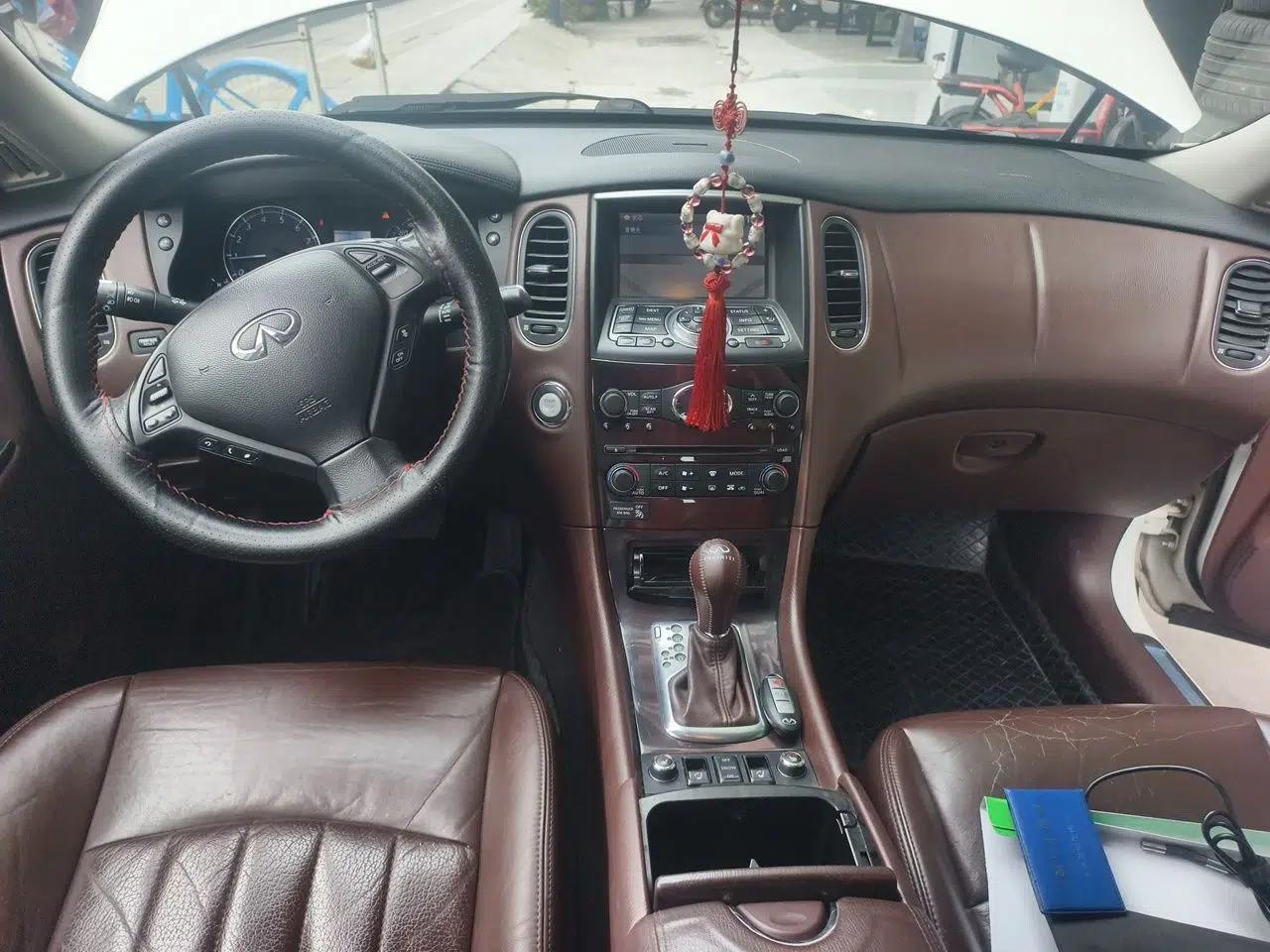 Infiniti EX 2013 EX25 Two-Wheel-Drive Elegant Edition — миниатюра 10