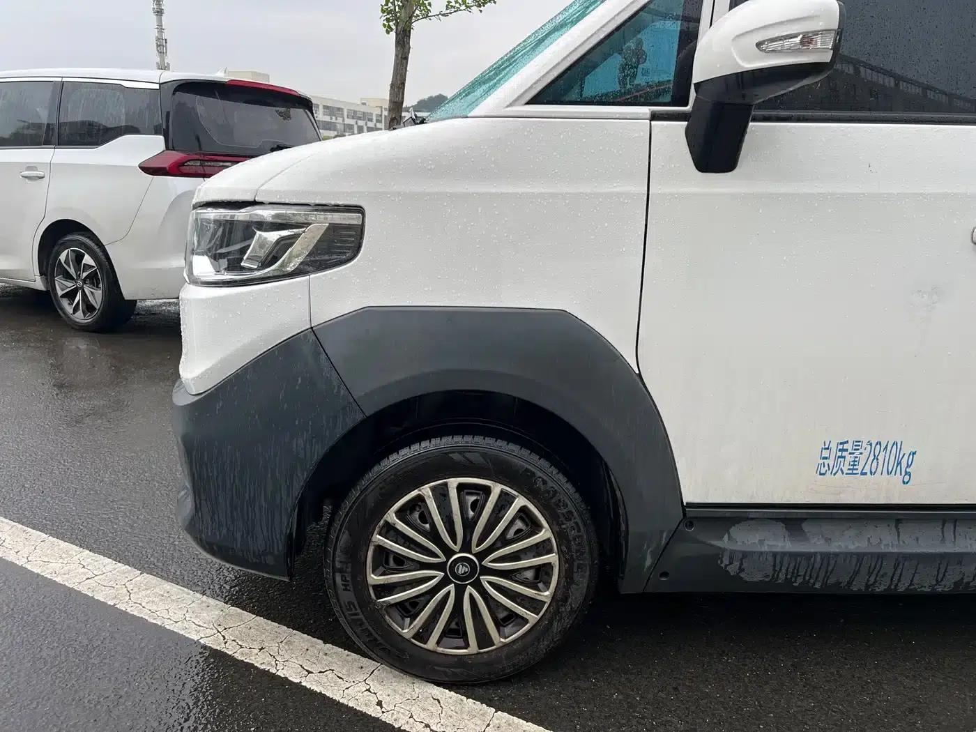 Zhilan Elf E7 2024 Pure Electric Van, Flat-Top, 2-Seat, CATL 46.36kWh — миниатюра 7