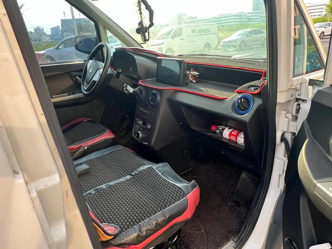 Zhilan Elf E7 2024 Pure Electric Van, Flat-Top, 2-Seat, CATL 46.36kWh — миниатюра 10