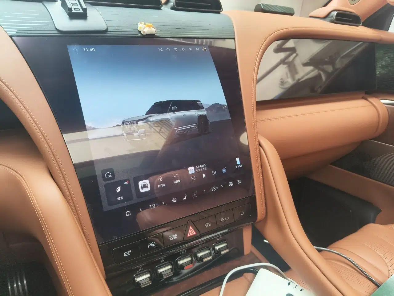 Yangwang U8 2023 Luxury Edition — миниатюра 14