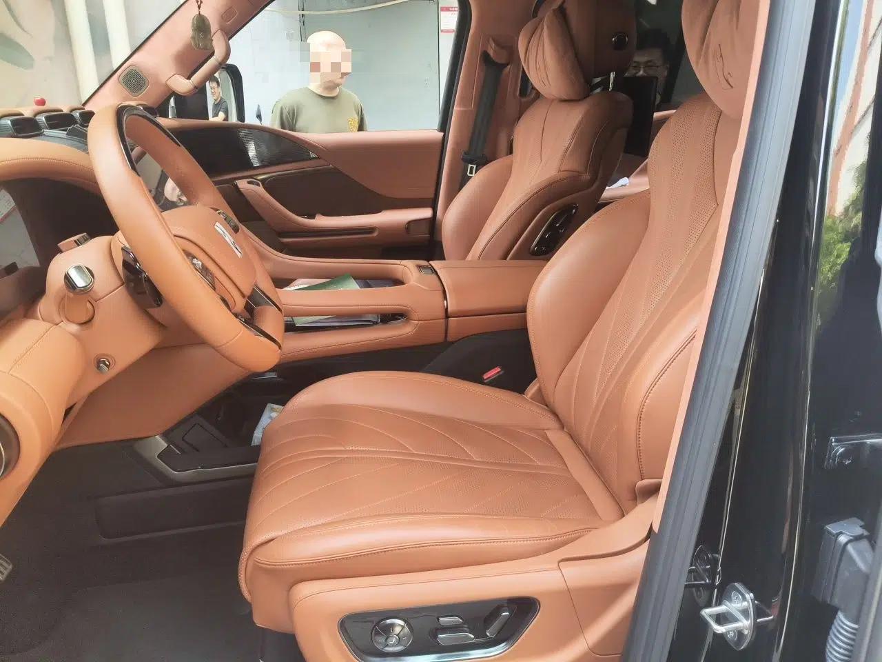 Yangwang U8 2023 Luxury Edition — миниатюра 16