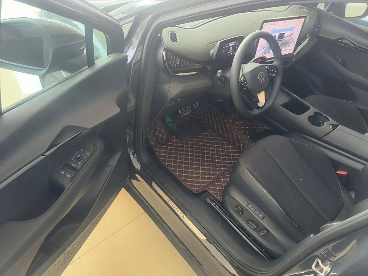 Volkswagen ID.UNYX 2024 Revised Pro Long-Range Version — миниатюра 18