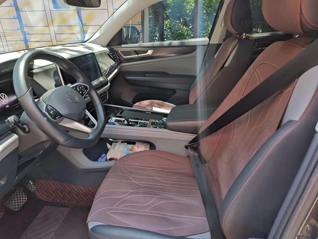 Volkswagen Teramont X 2022 330TSI Two-Wheel-Drive Luxury Edition — миниатюра 16