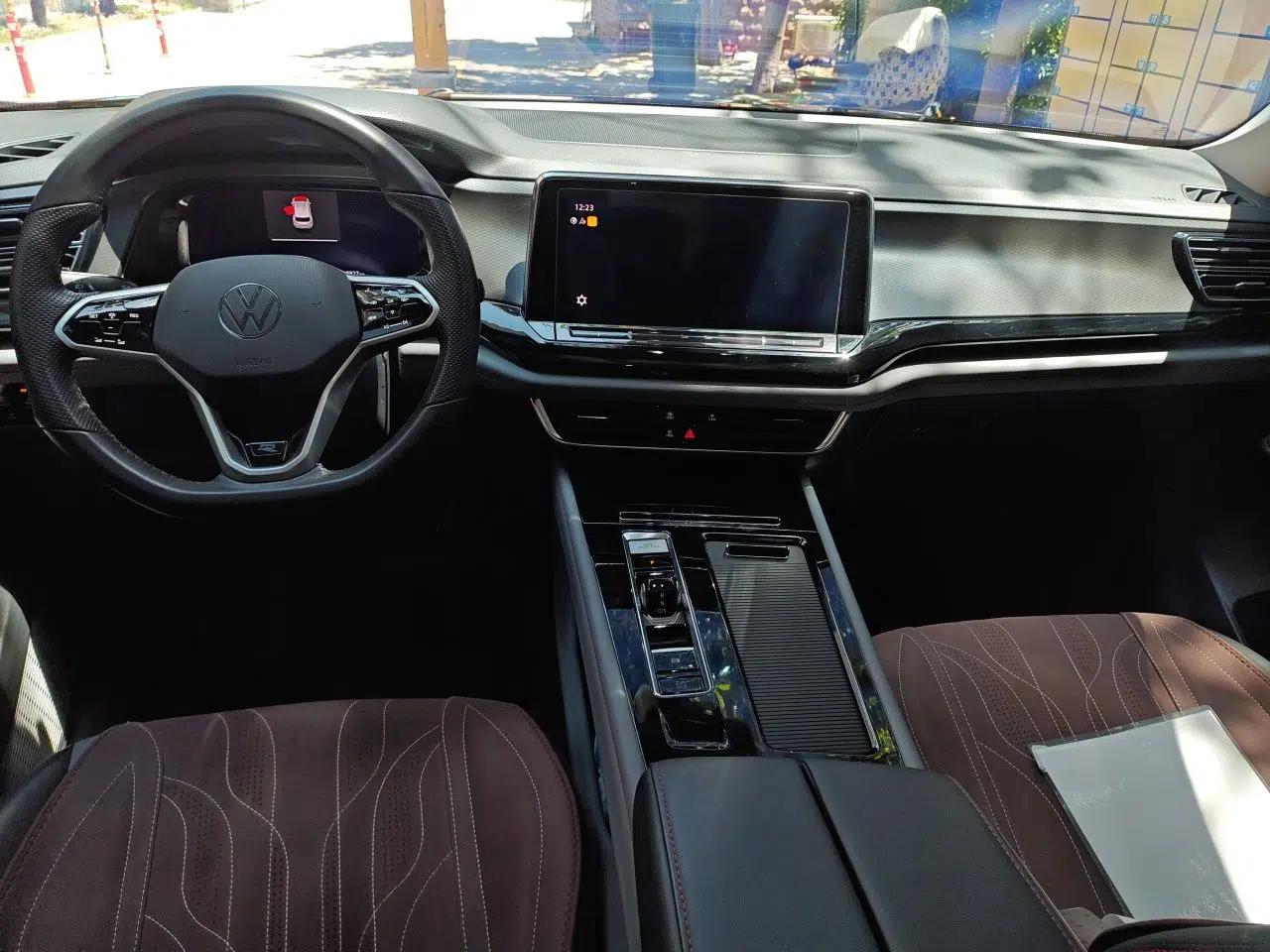 Volkswagen Teramont X 2022 330TSI Two-Wheel-Drive Luxury Edition — миниатюра 10