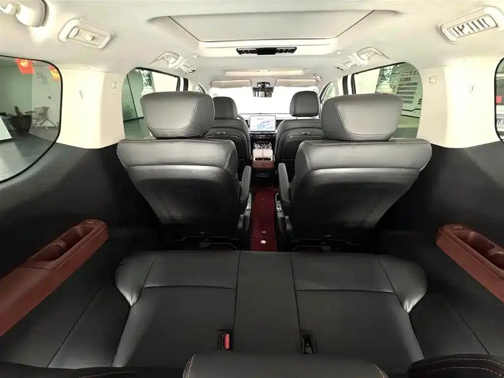 Trumpchi E8 PHEV 2024 Model 150km MAX+ — миниатюра 13