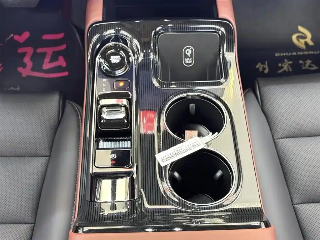 Trumpchi E8 PHEV 2024 Model 150km MAX+ — миниатюра 9