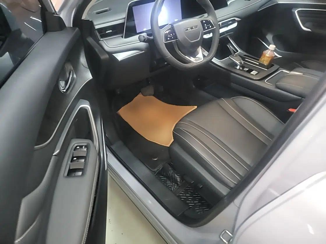 Venucia V 2023 260T Idol Edition Pro — миниатюра 18