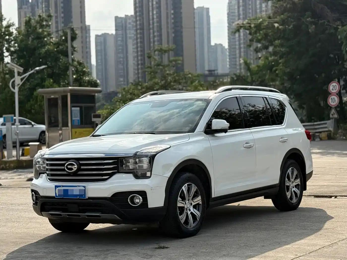 Trumpchi GS7 2017 320T 2WD Luxury Intelligent Connectivity Edition — миниатюра 1