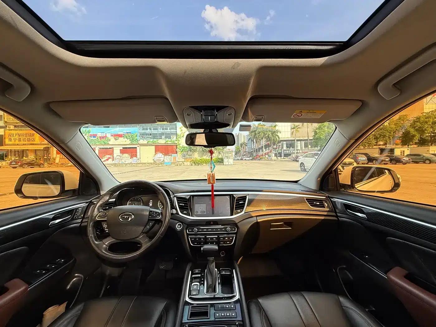 Trumpchi GS7 2017 320T 2WD Luxury Intelligent Connectivity Edition — миниатюра 9