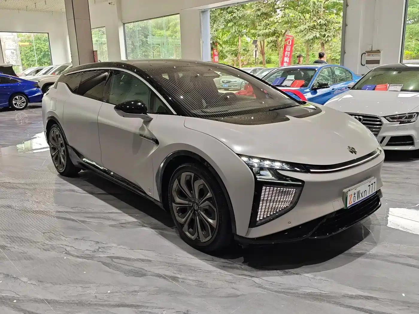 HiPhi X 2021 Founder Edition 6-seater — миниатюра 3