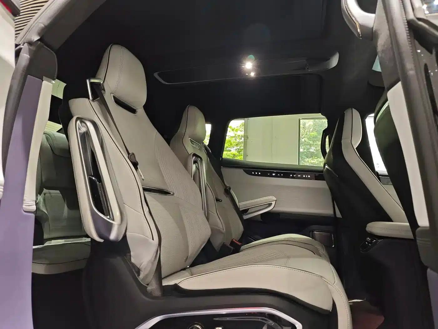 HiPhi X 2021 Founder Edition 6-seater — миниатюра 7