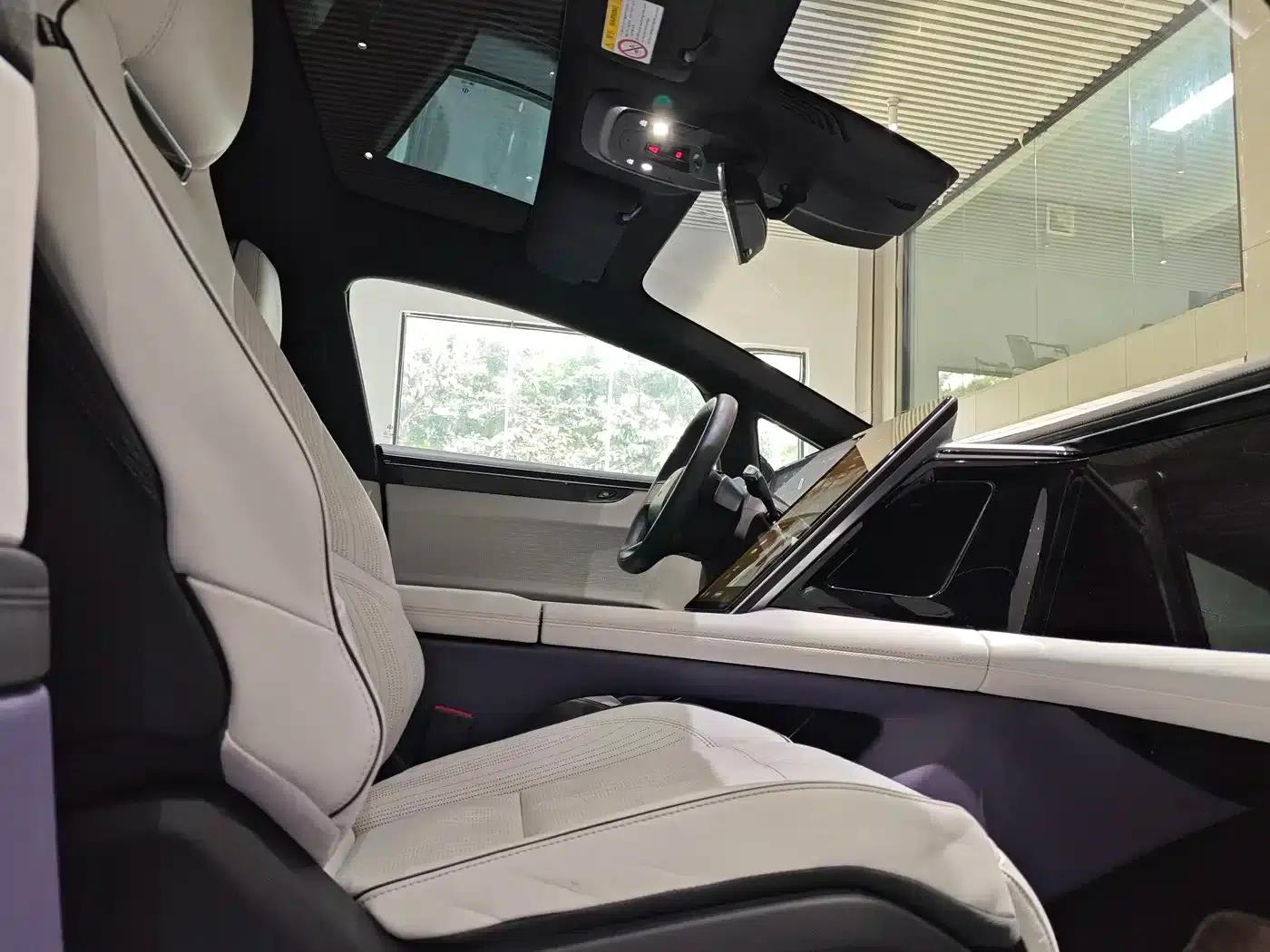 HiPhi X 2021 Founder Edition 6-seater — миниатюра 8