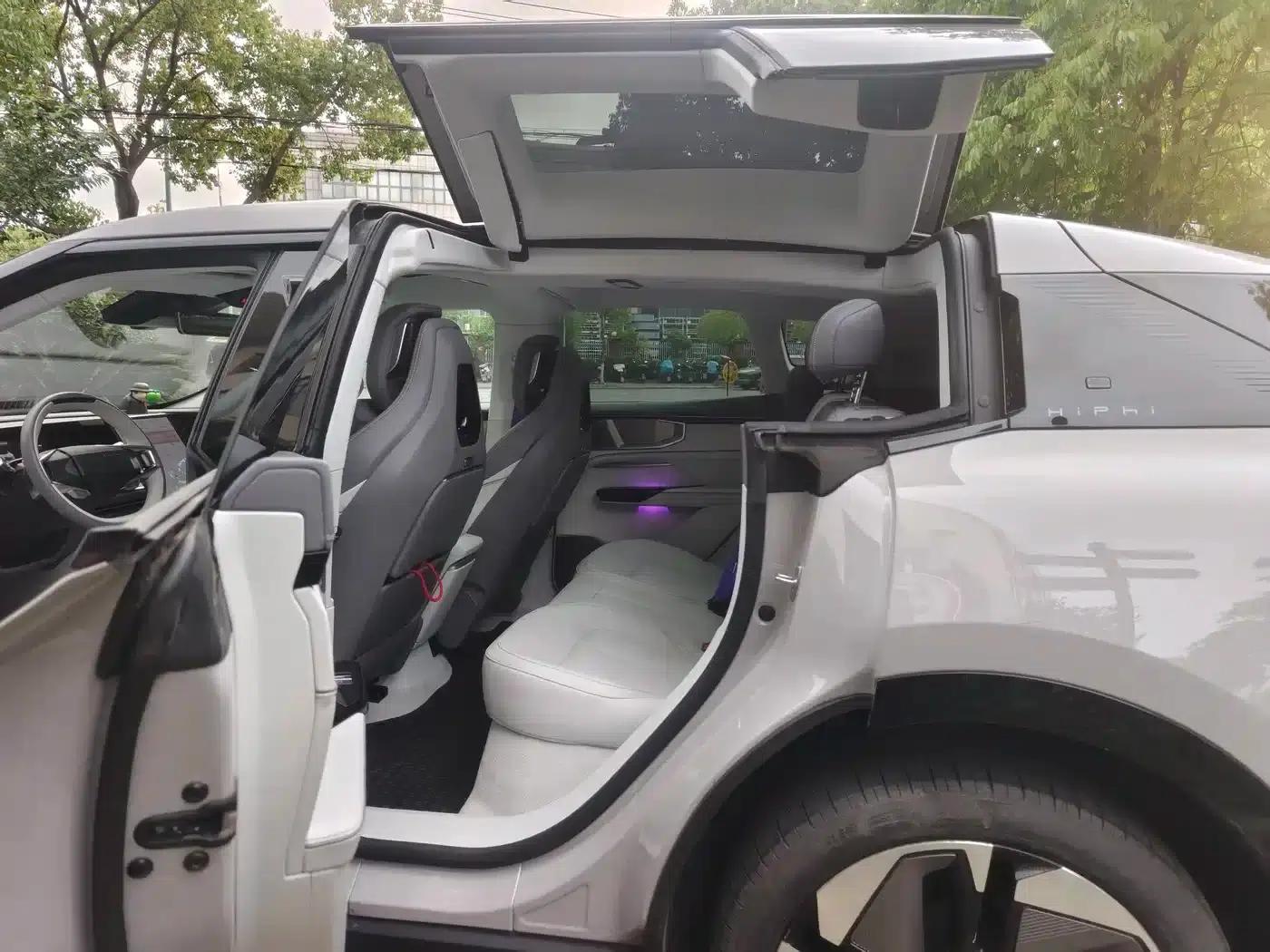 HiPhi Y 2023 560km Elite Edition — миниатюра 5