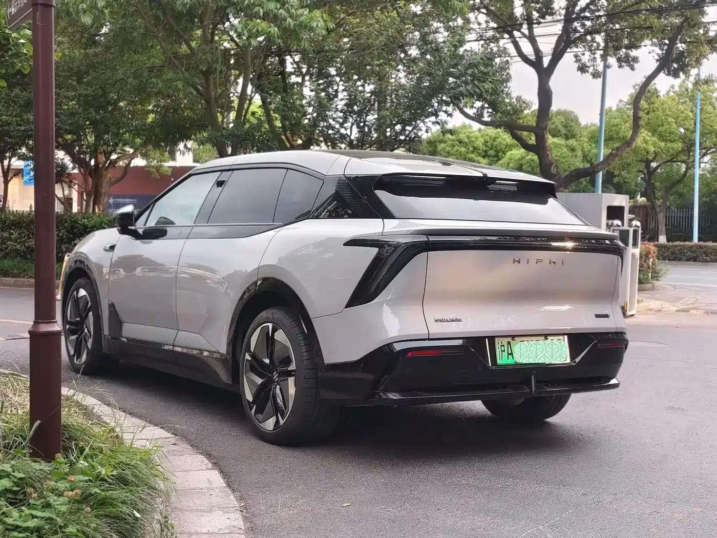 HiPhi Y 2023 560km Elite Edition — миниатюра 9