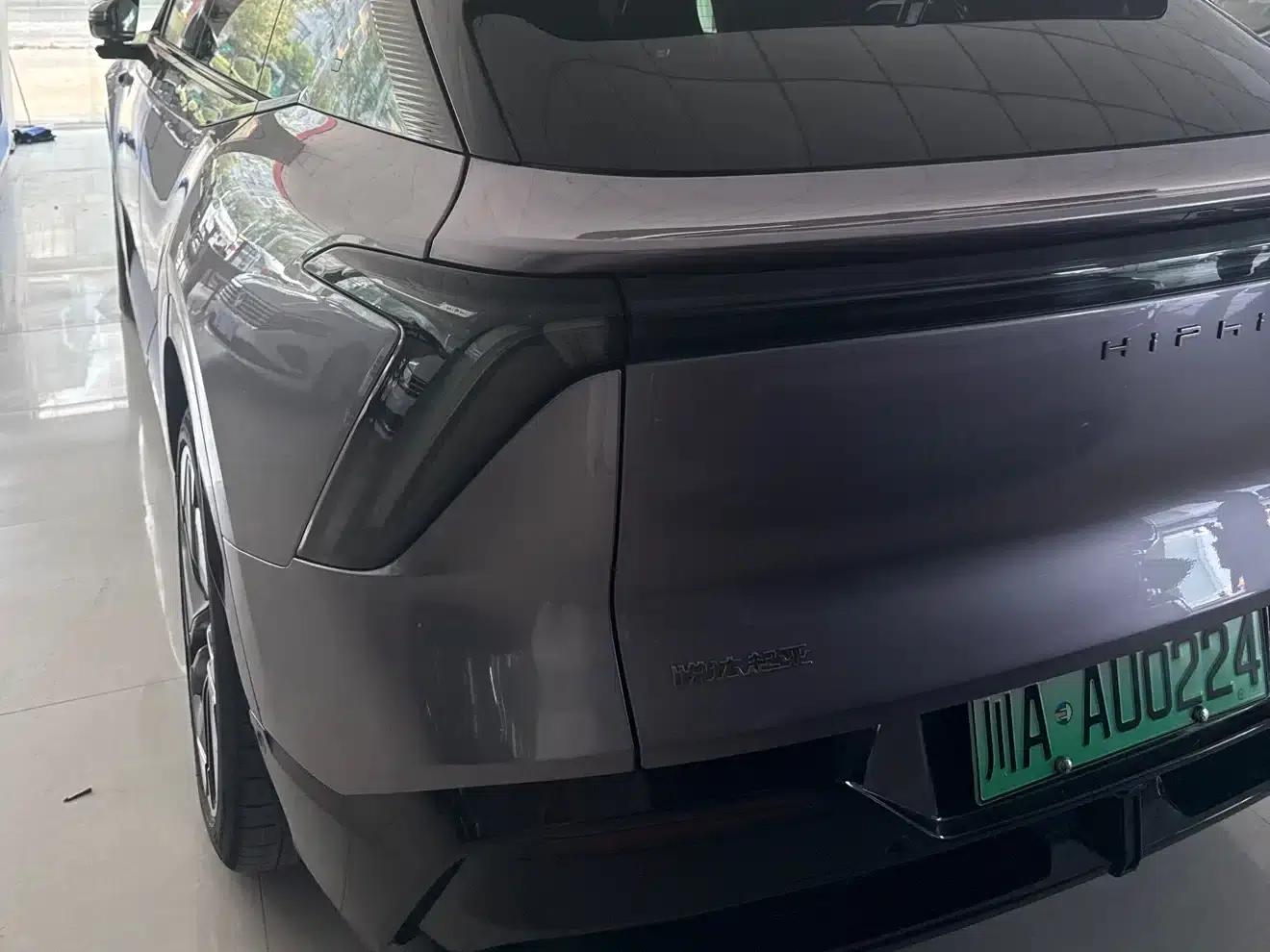 HiPhi Y 2023 560km Elite Edition — миниатюра 5