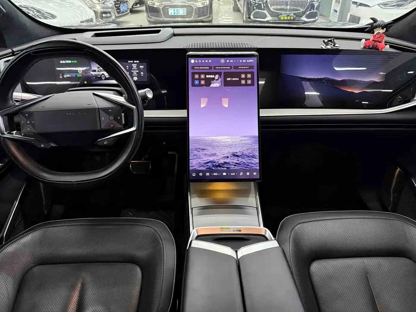 HiPhi Y 2023 560km Elite Edition — миниатюра 17