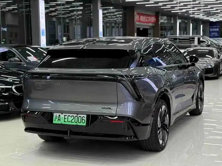 HiPhi Y 2023 560km Elite Edition — миниатюра 4