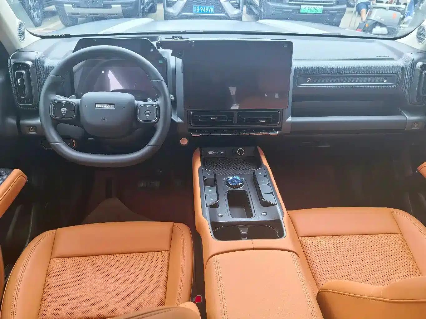 Haval Raptor 2025 Fuel-Powered 2.0T 4WD Ultra — миниатюра 8
