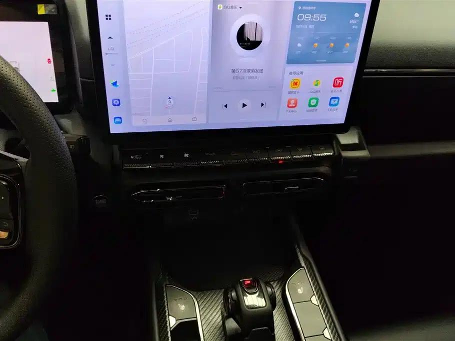 Haval Big Dog PLUS New Energy 2023 DHT-PHEV 105km Trendy Electric Edition Plus — миниатюра 13