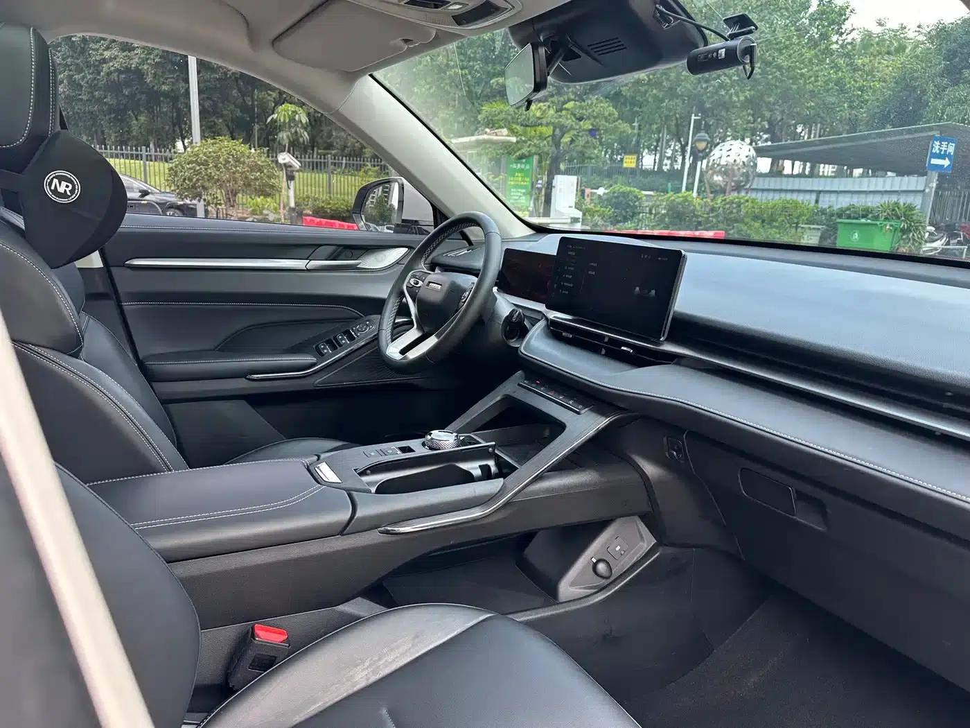 Haval H6 New Energy 2023 DHT-PHEV 110KM Joyful Edition — миниатюра 29