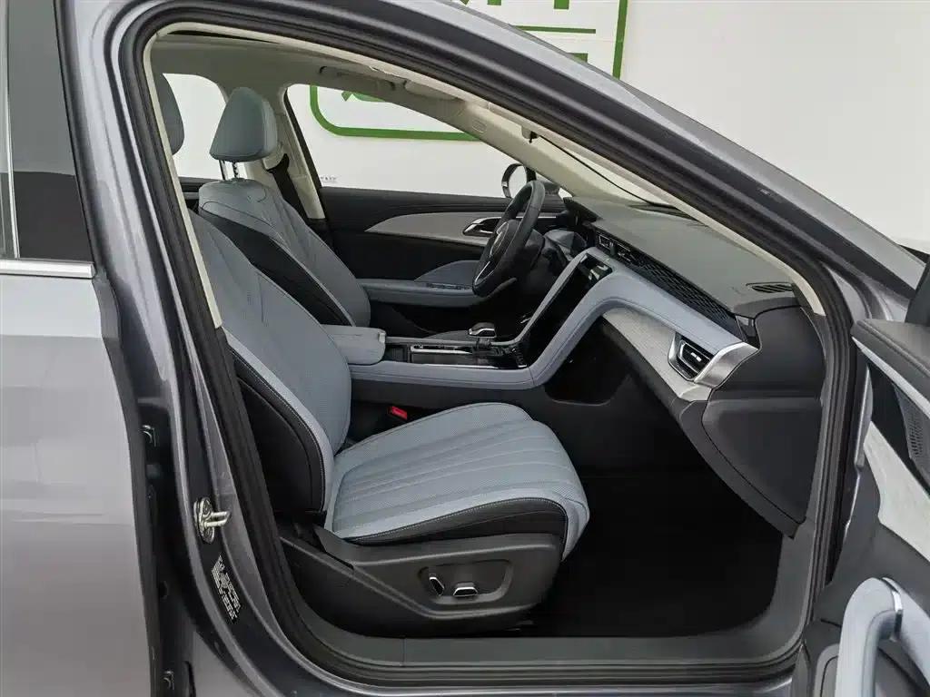 Hongqi H5 PHEV 2025 Model 170 Super Hybrid — миниатюра 23