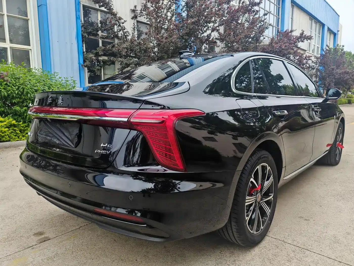 Hongqi H5 PHEV 2025 130 Super Hybrid Edition — миниатюра 5