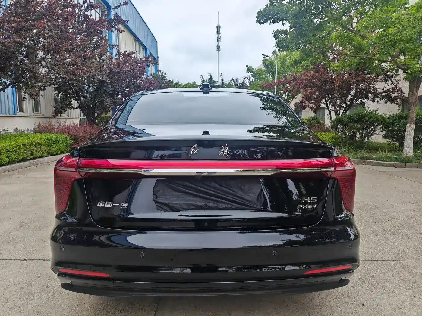 Hongqi H5 PHEV 2025 130 Super Hybrid Edition — миниатюра 6