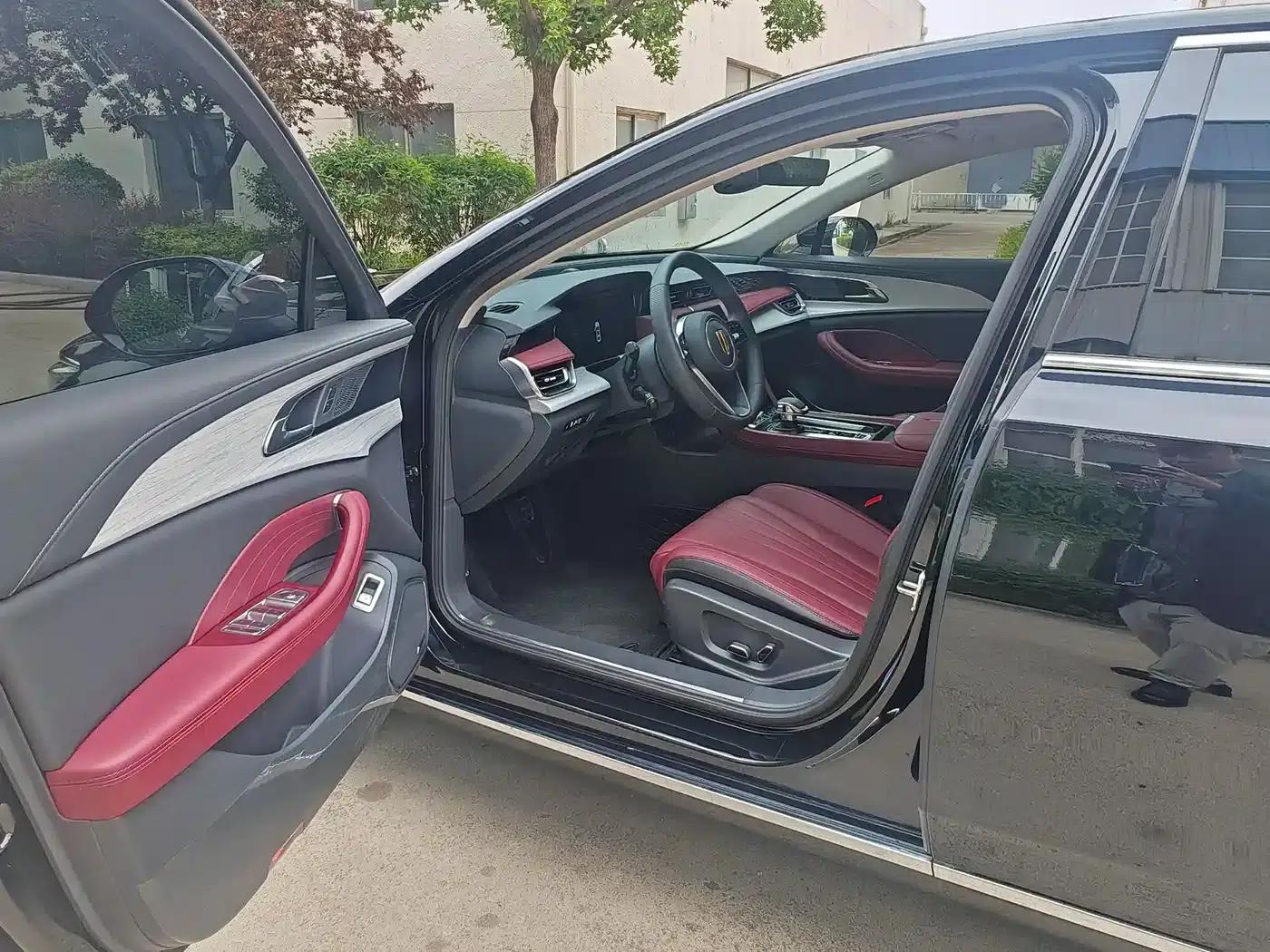 Hongqi H5 PHEV 2025 130 Super Hybrid Edition — миниатюра 8