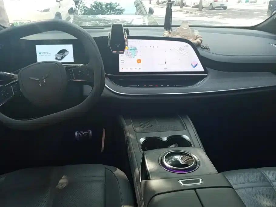 Hongqi Tiangong 08 2025 680 Ultra 4WD Edition — миниатюра 12